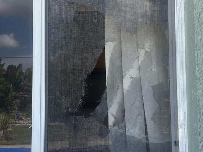 window hole chabad 9/20/25